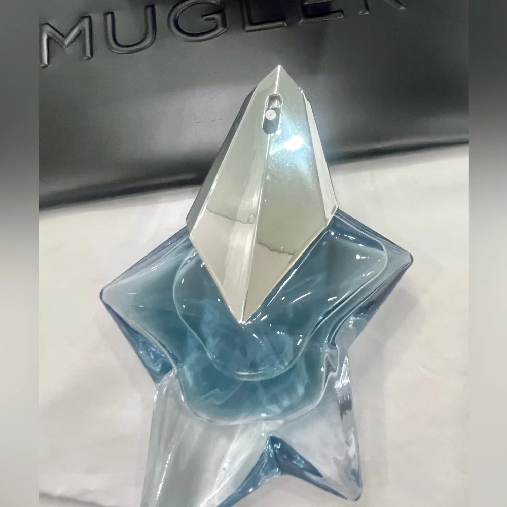 MUGLER ANGEL EAU DE PARFUM 1.7 FL OZ  Open Box and Pouch - Picture 5 of 7